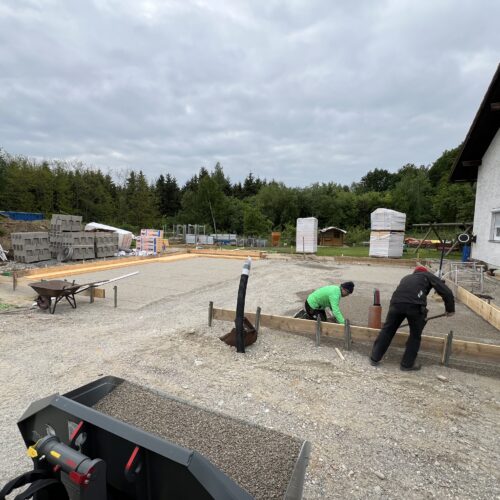 Fertig vorbereiteter Boden mit Rohinstallation